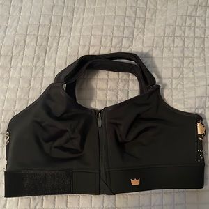 SHEFIT black 1Luxe bra